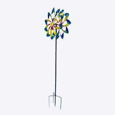 Metallic Daisy Windsculpture